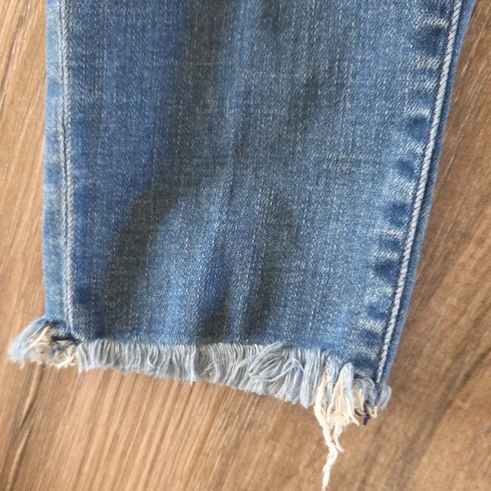 Abercrombie & Fitch Distressed Super Skinny Ankle Mid Rise Jeans - Picture 6 of 8